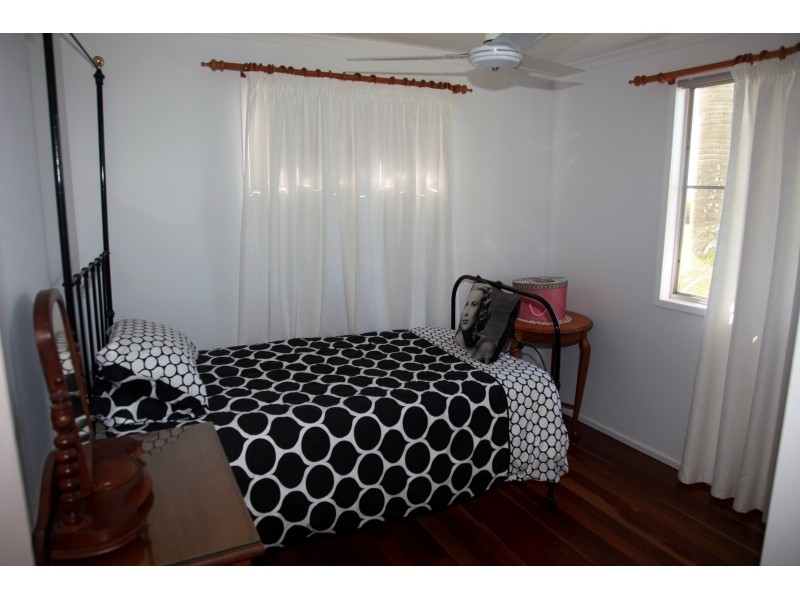 676 Clayton Road, Alloway QLD 4670