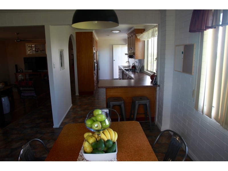 676 Clayton Road, Alloway QLD 4670