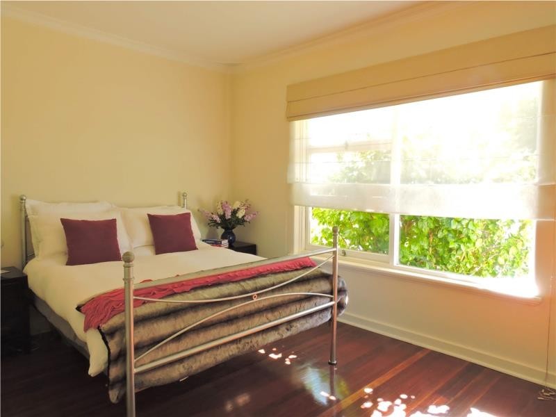 16 Richards Road, High Wycombe WA 6057