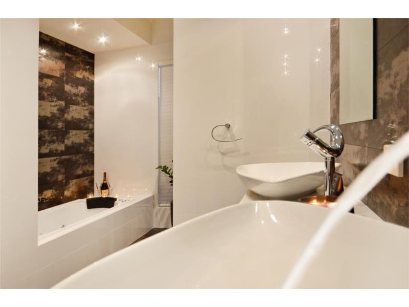 1  Bagatelle Road, Landsdale WA 6065