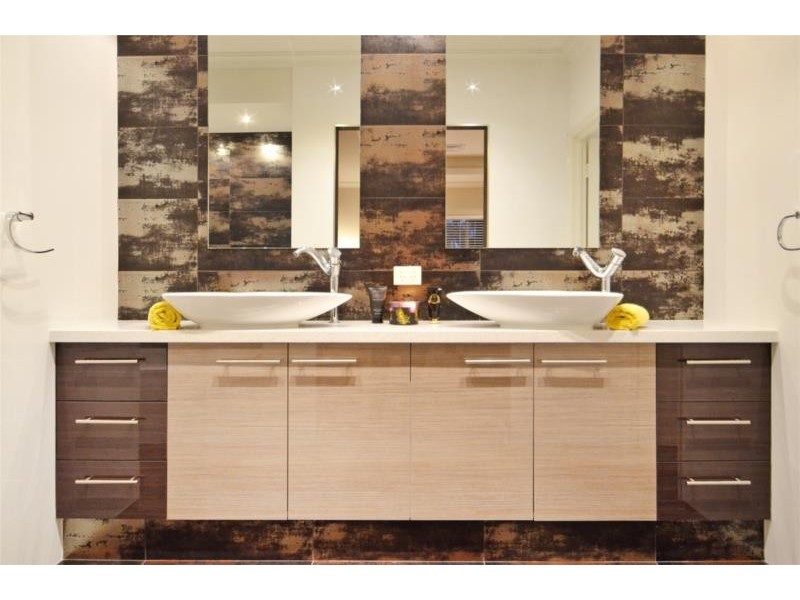 1  Bagatelle Road, Landsdale WA 6065