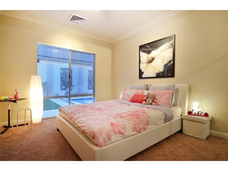 1  Bagatelle Road, Landsdale WA 6065