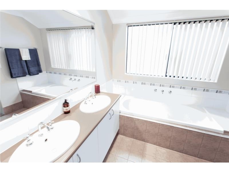 19 Tyringa Crescent, Burns Beach WA 6028