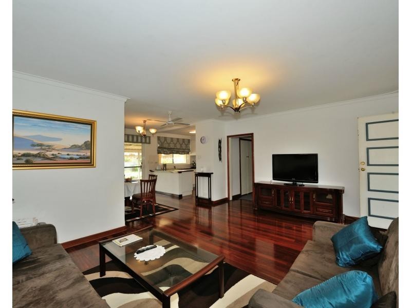 7 Ledgard Street, Rockingham WA 6168