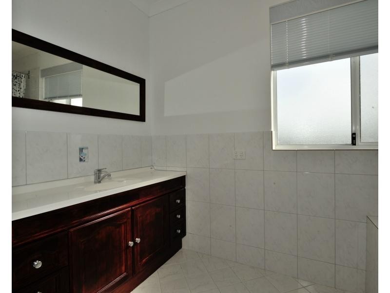 7 Ledgard Street, Rockingham WA 6168