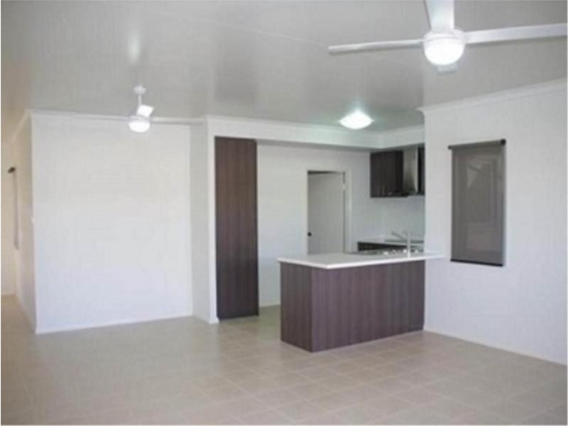 10 Bloodwood Bend, Newman WA 6753