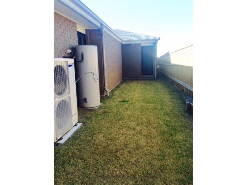 25 Travertine Avenue, Logan Reserve QLD 4133