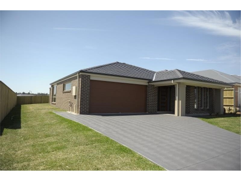 14 Skimmer Street, Chisholm NSW 2322