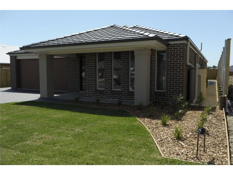 14 Skimmer Street, Chisholm NSW 2322