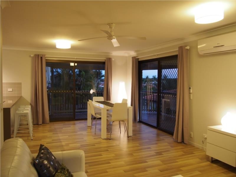 1/8 Mariners Crescent, Banora Point NSW 2486