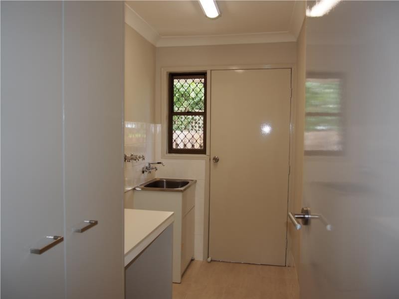 1/8 Mariners Crescent, Banora Point NSW 2486