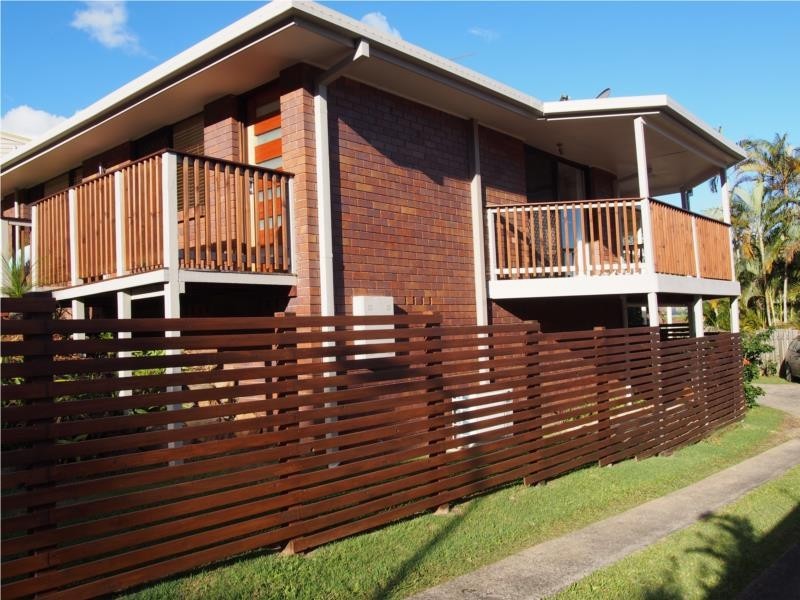 1/8 Mariners Crescent, Banora Point NSW 2486