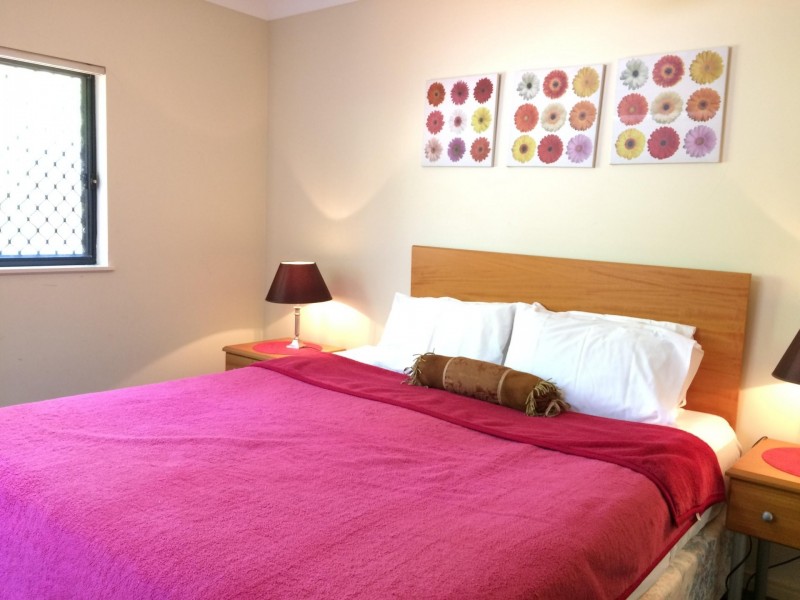 1/38 Petrel Avenue, Mermaid Beach QLD 4218