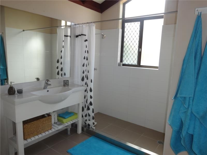 4/7 Parkridge Drive, Molendinar QLD 4214