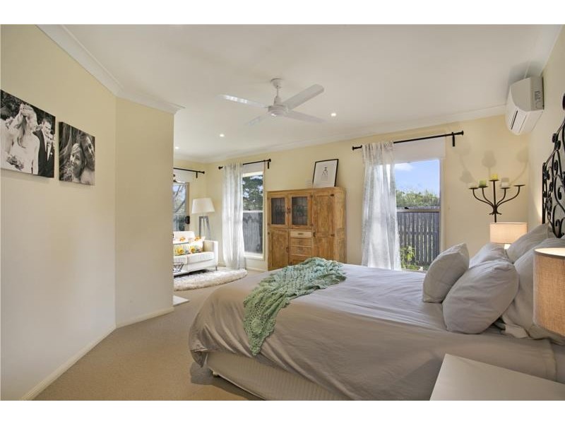 20 Haase Place, Bellbowrie QLD 4070