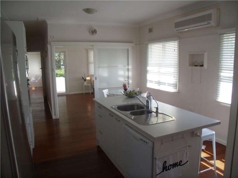 18 Bahtoo Parade, Taree NSW 2430