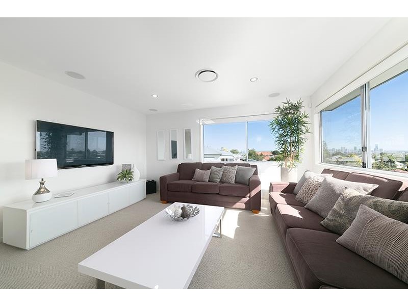 12 Prout Street, Camp Hill QLD 4152