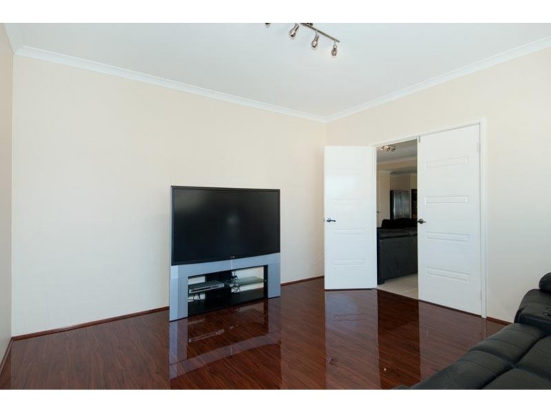 6 Anglesea Way, Madora Bay WA 6210