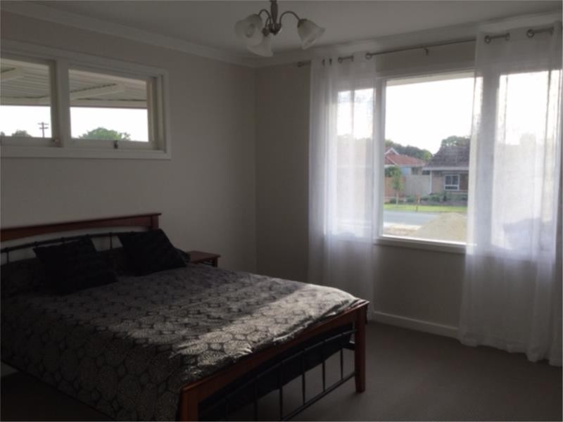 19 Netherwood Road, High Wycombe WA 6057