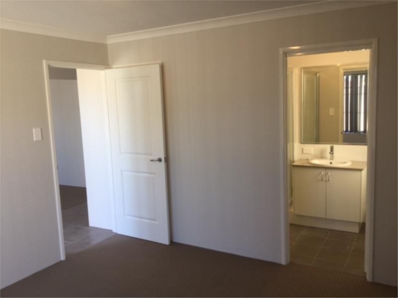 19A Netherwood Road, High Wycombe WA 6057