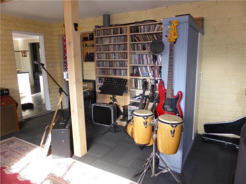 147 Vulcan Street, Moruya NSW 2537