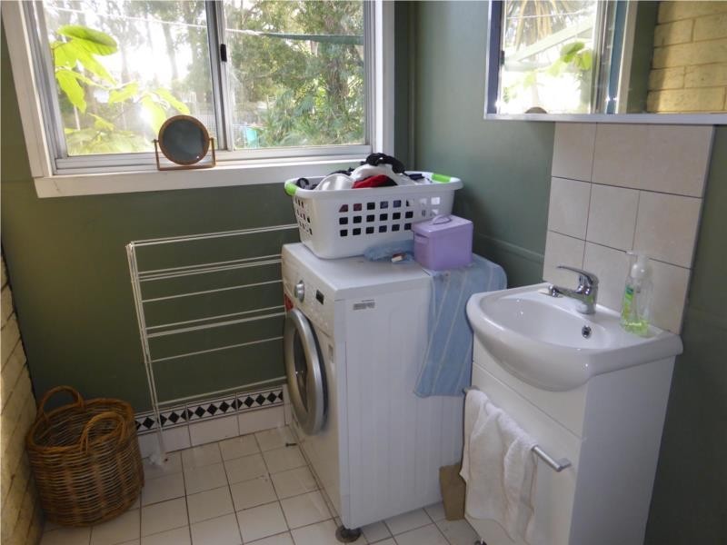 147 Vulcan Street, Moruya NSW 2537