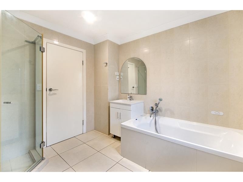 25 Brindisi Avenue, Isle Of Capri QLD 4217