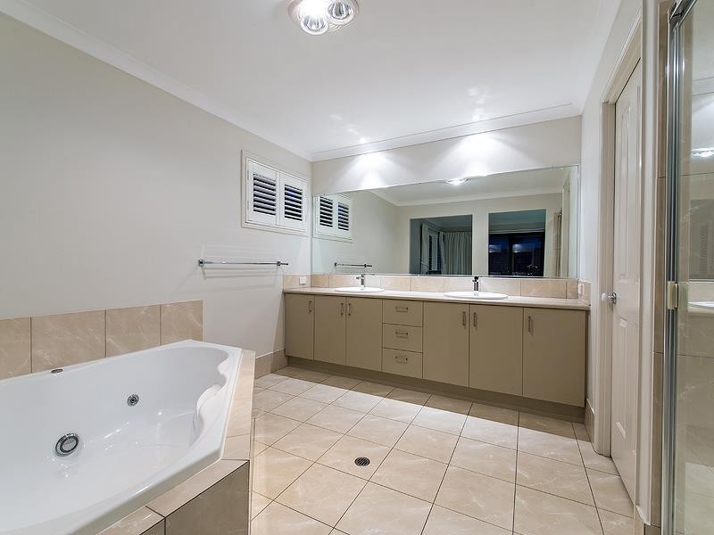 7 Fairway Parade, Peregian Springs QLD 4573
