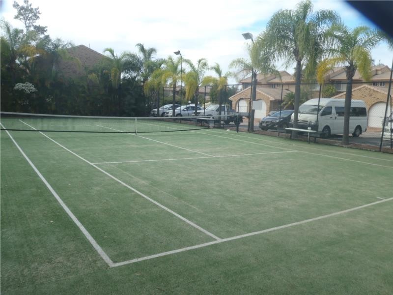 42/1 Resort Drive, Robina QLD 4226