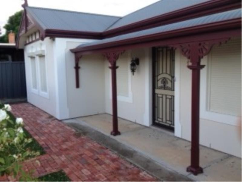 17 Blyth Street, Clearview SA 5085