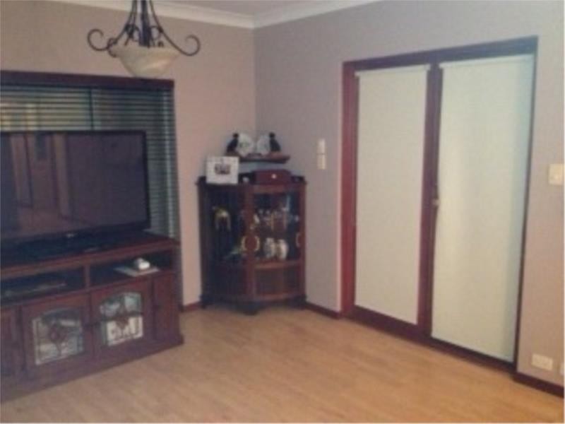 17 Blyth Street, Clearview SA 5085