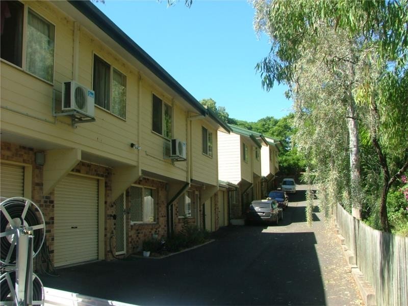 5a Omar Street, West Ipswich QLD 4305