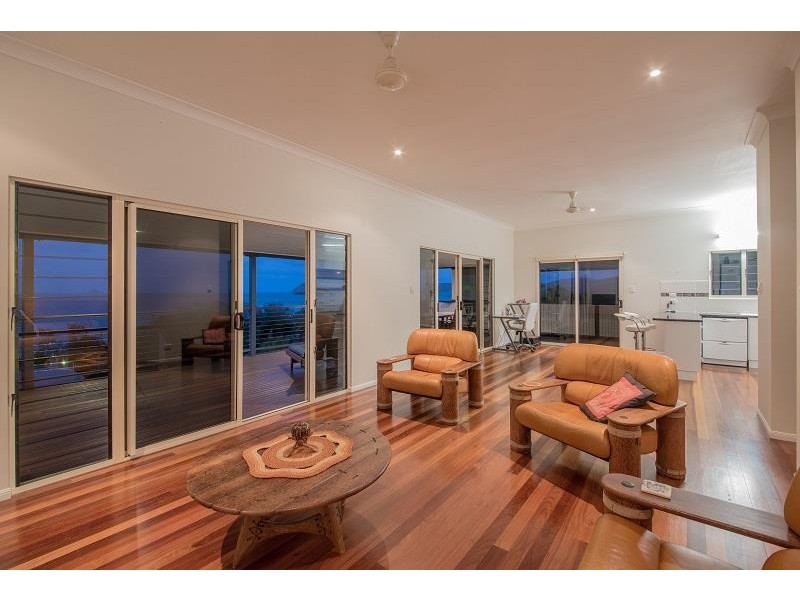 7 Cowry Crescent, Dingo Beach QLD 4800