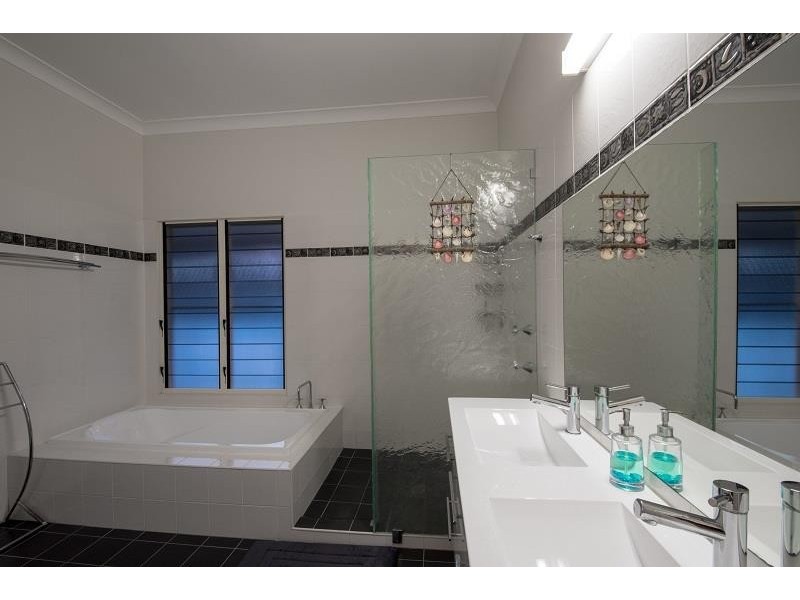 7 Cowry Crescent, Dingo Beach QLD 4800