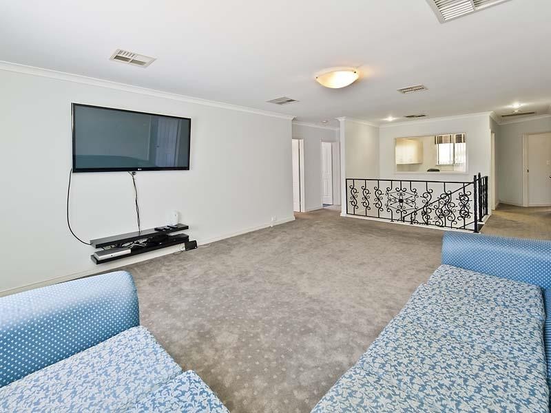 16 The Haven, Canning Vale WA 6155