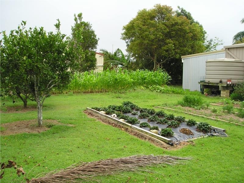 73 Oakwood School Road, Oakwood QLD 4670