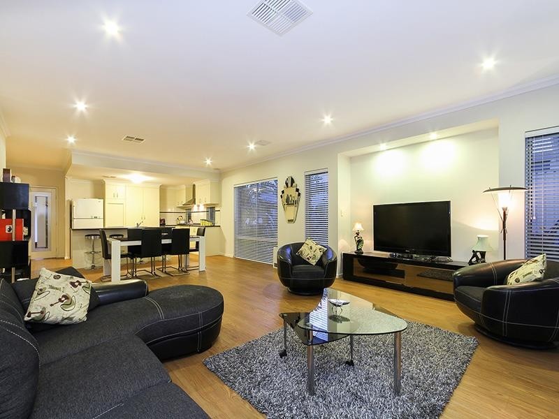 40 Jacksonia Promenade, Success WA 6164