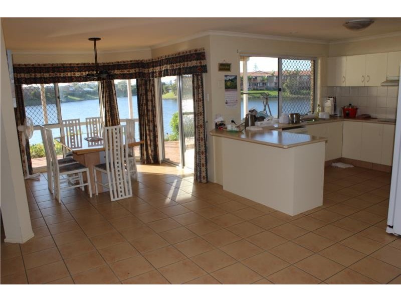 23 PLACID COURT, Varsity Lakes QLD 4227