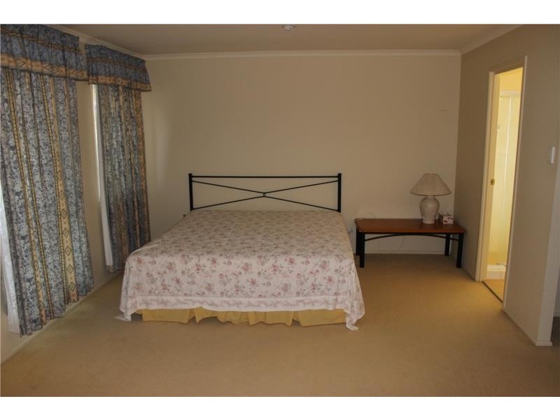 23 PLACID COURT, Varsity Lakes QLD 4227