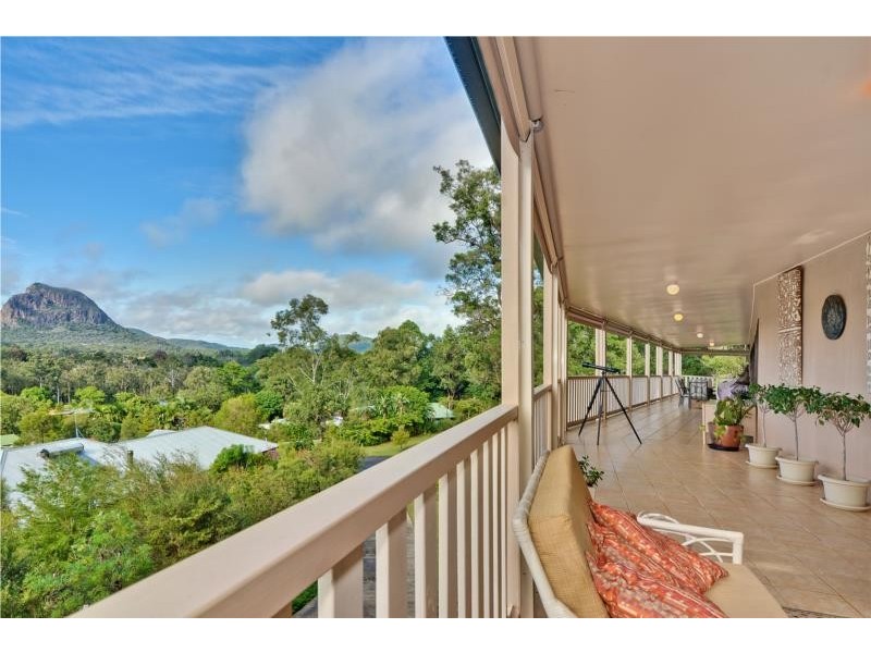 7 Knowles Place, Glass House Mountains QLD 4518