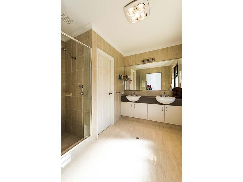 72 Rae Road, Safety Bay WA 6169