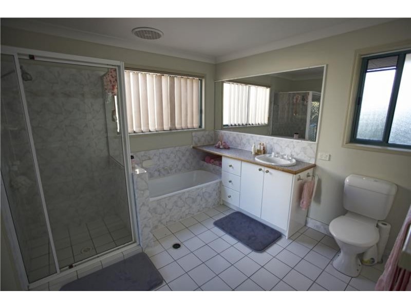 4/16 Irene Street, Redcliffe QLD 4020