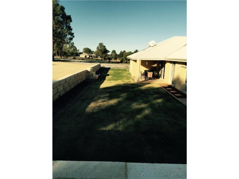 12 Seaflower Way, Gabbadah WA 6041