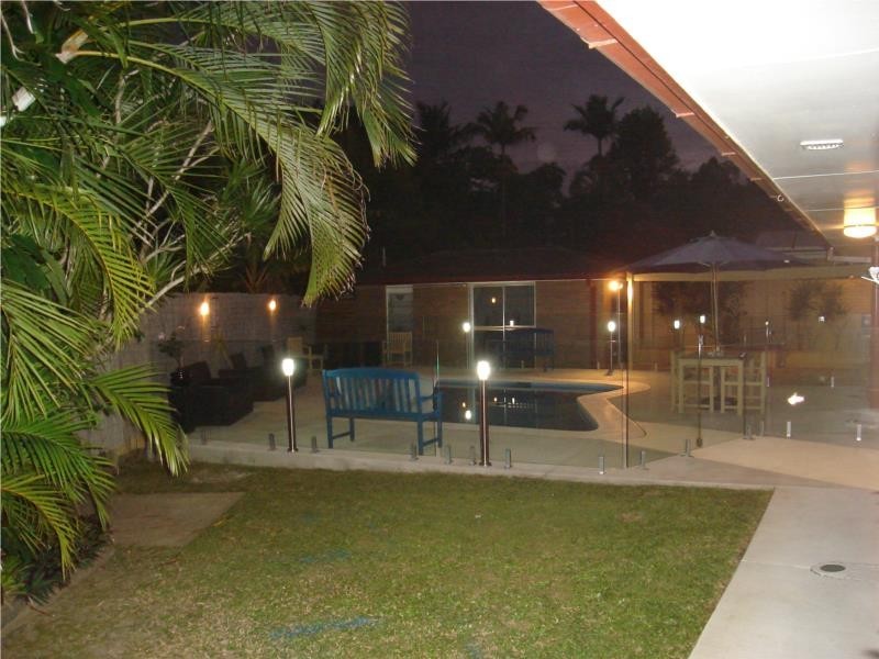 54  Marshall Lane, Kenmore QLD 4069