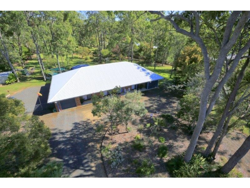 22 narooma drive, Branyan QLD 4670