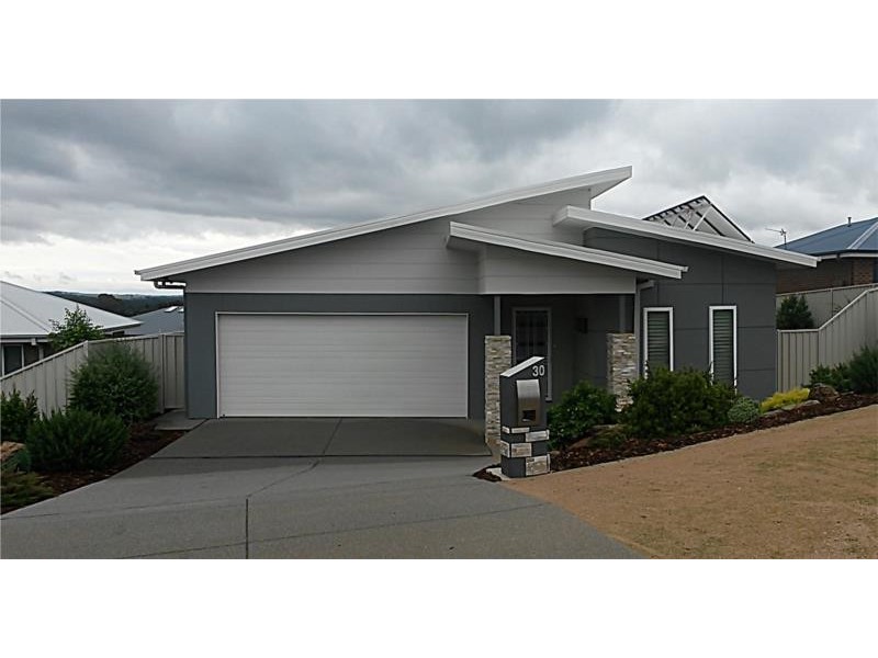 30 Rainbow Drive, Estella NSW 2650
