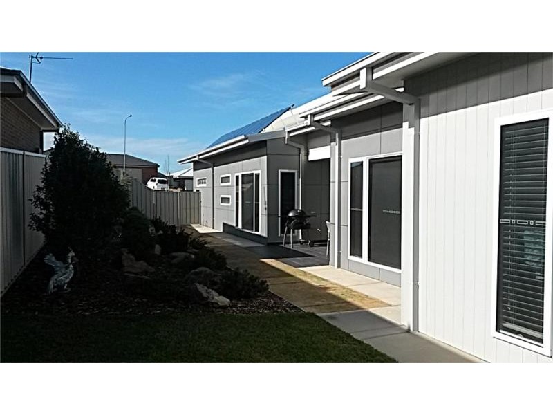 30 Rainbow Drive, Estella NSW 2650