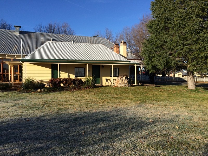 12-14 Clarence Street, Tenterfield NSW 2372