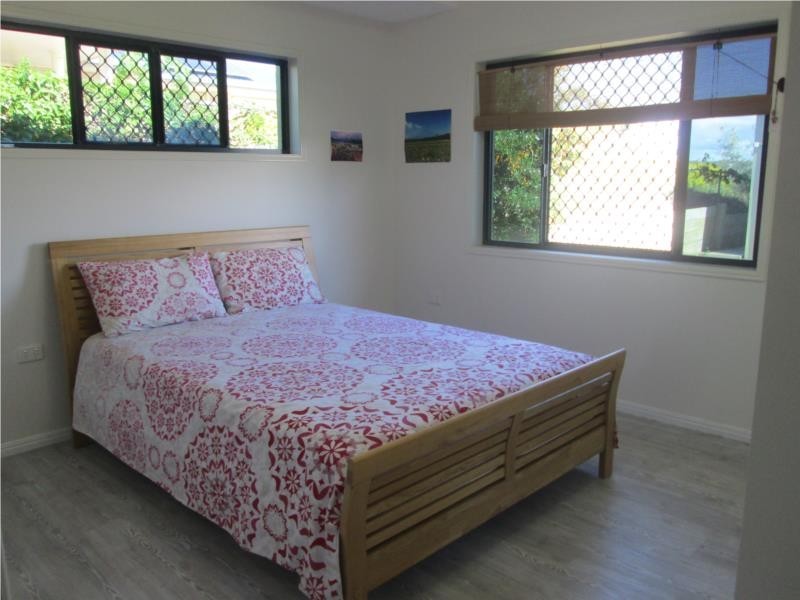 2 Paradise Way, Emu Park QLD 4710