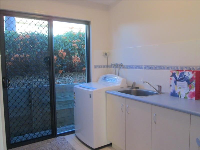 2 Paradise Way, Emu Park QLD 4710